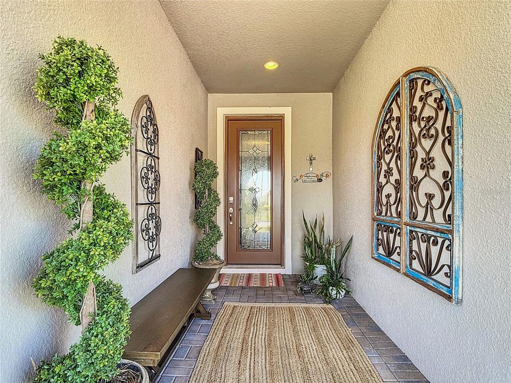 Photo of 588 Cantabria Drive, Davenport, FL 33837 (MLS # S5137337)