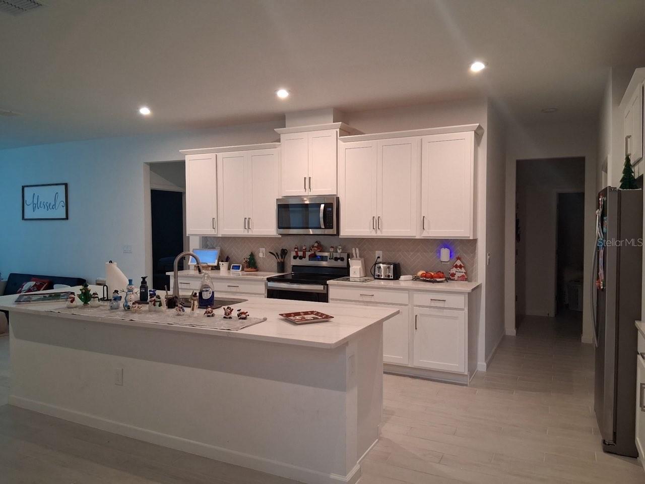 MEADOWLARK LNDG - Residential