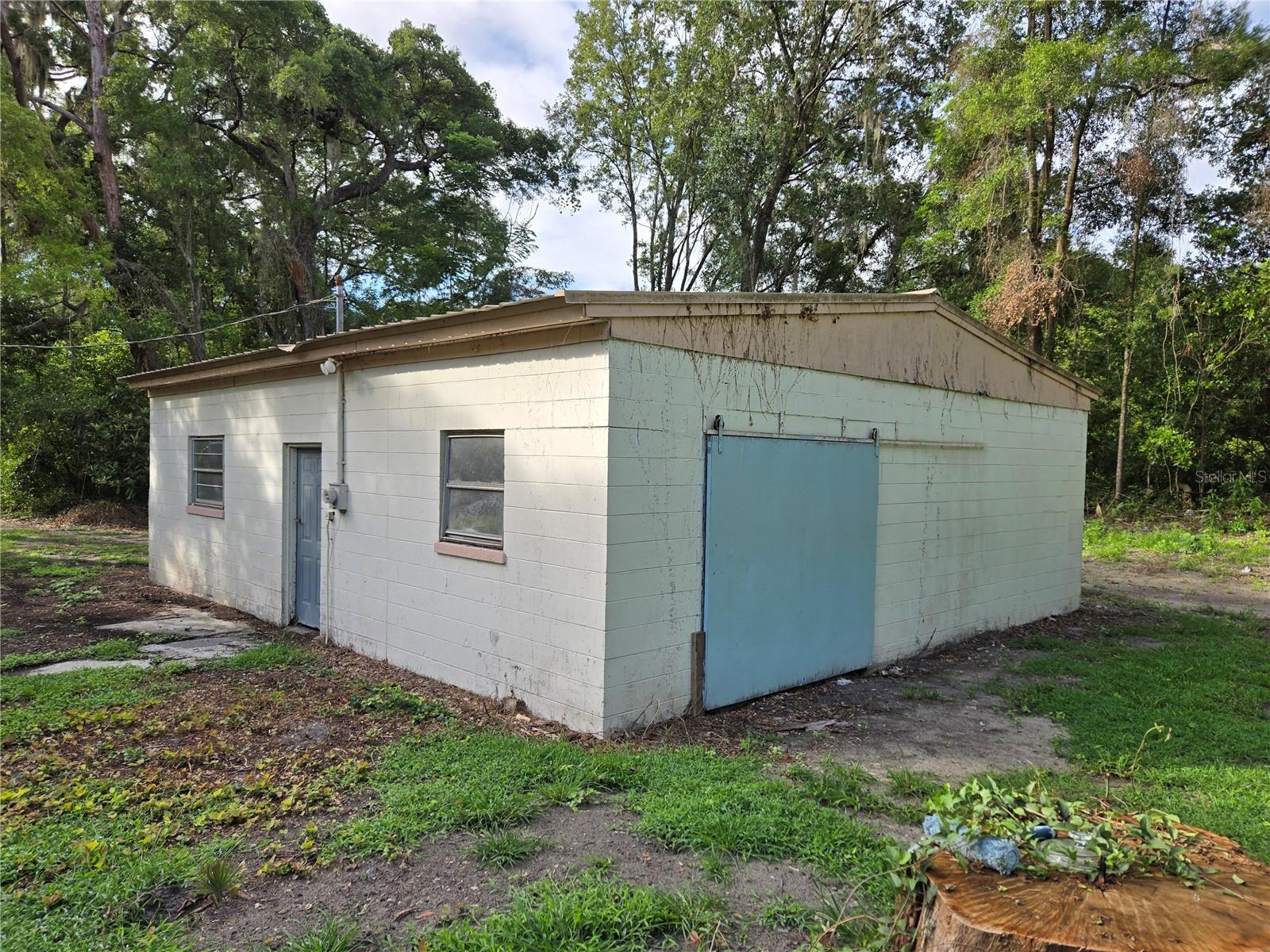 G M WHETSTONE ESTATE ADD TO H S - Residential