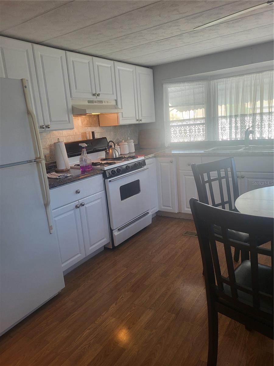 HOLIDAY VILLAGE CO-OP M/H (UNRECORDED) - Residential