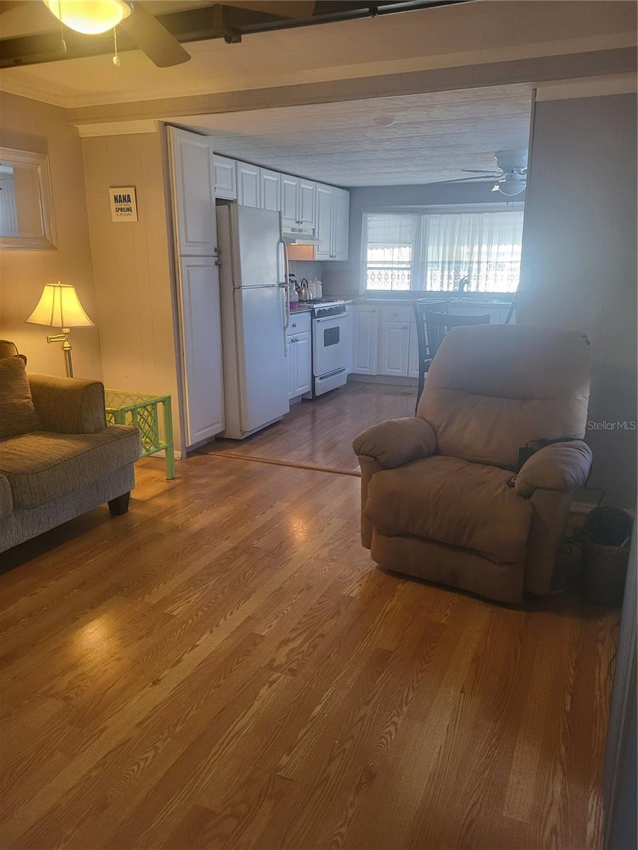 HOLIDAY VILLAGE CO-OP M/H (UNRECORDED) - Residential