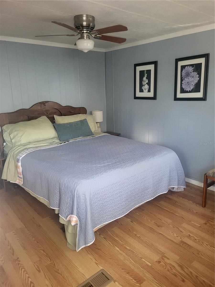 HOLIDAY VILLAGE CO-OP M/H (UNRECORDED) - Residential