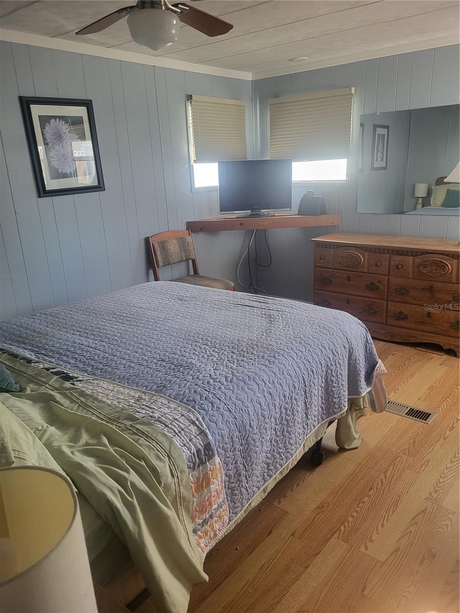HOLIDAY VILLAGE CO-OP M/H (UNRECORDED) - Residential