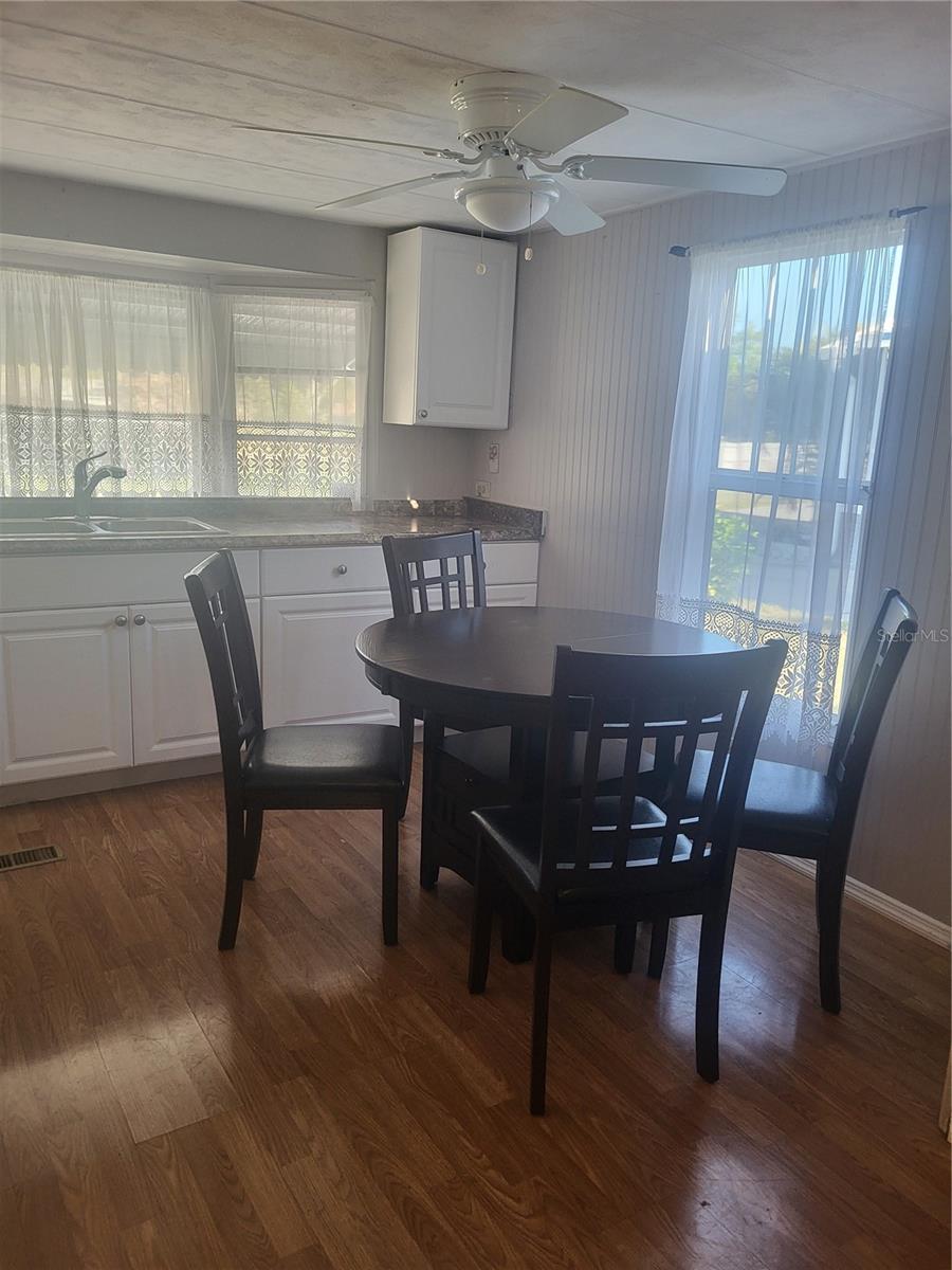 HOLIDAY VILLAGE CO-OP M/H (UNRECORDED) - Residential
