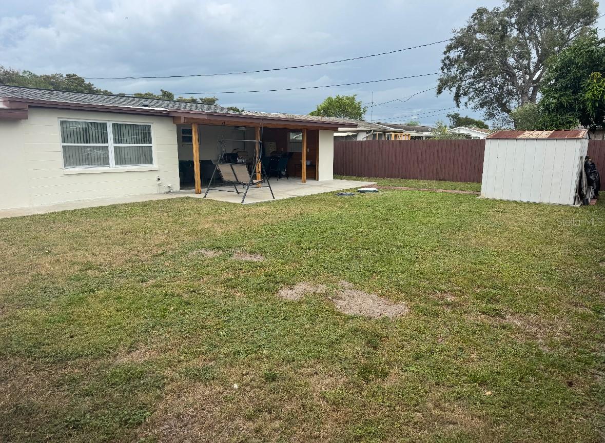 COUNTRY ESTATE 1 - Residential