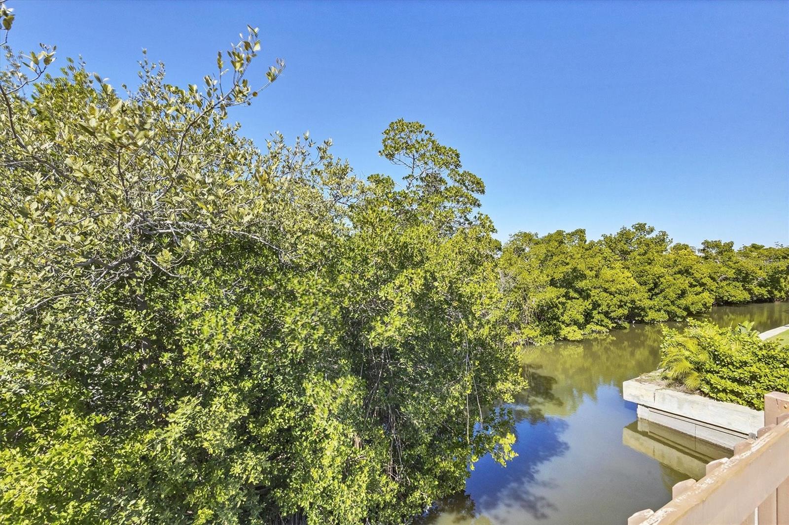 LONGBOAT KEY - Residential