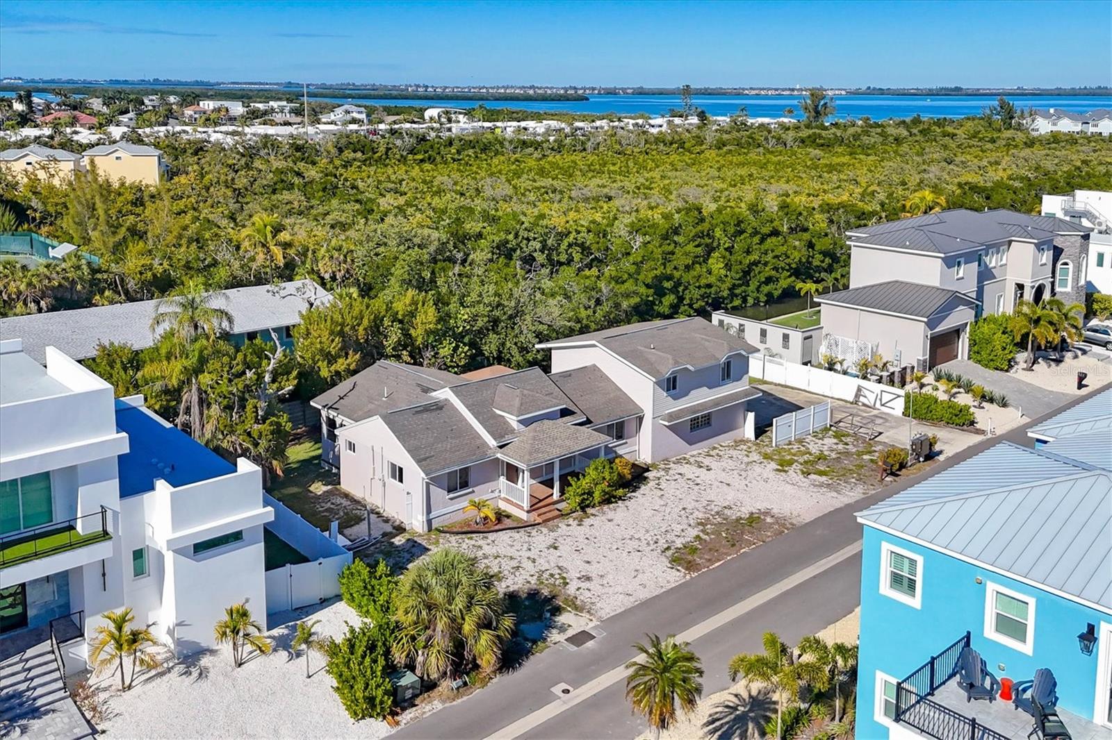 LONGBOAT KEY - Residential