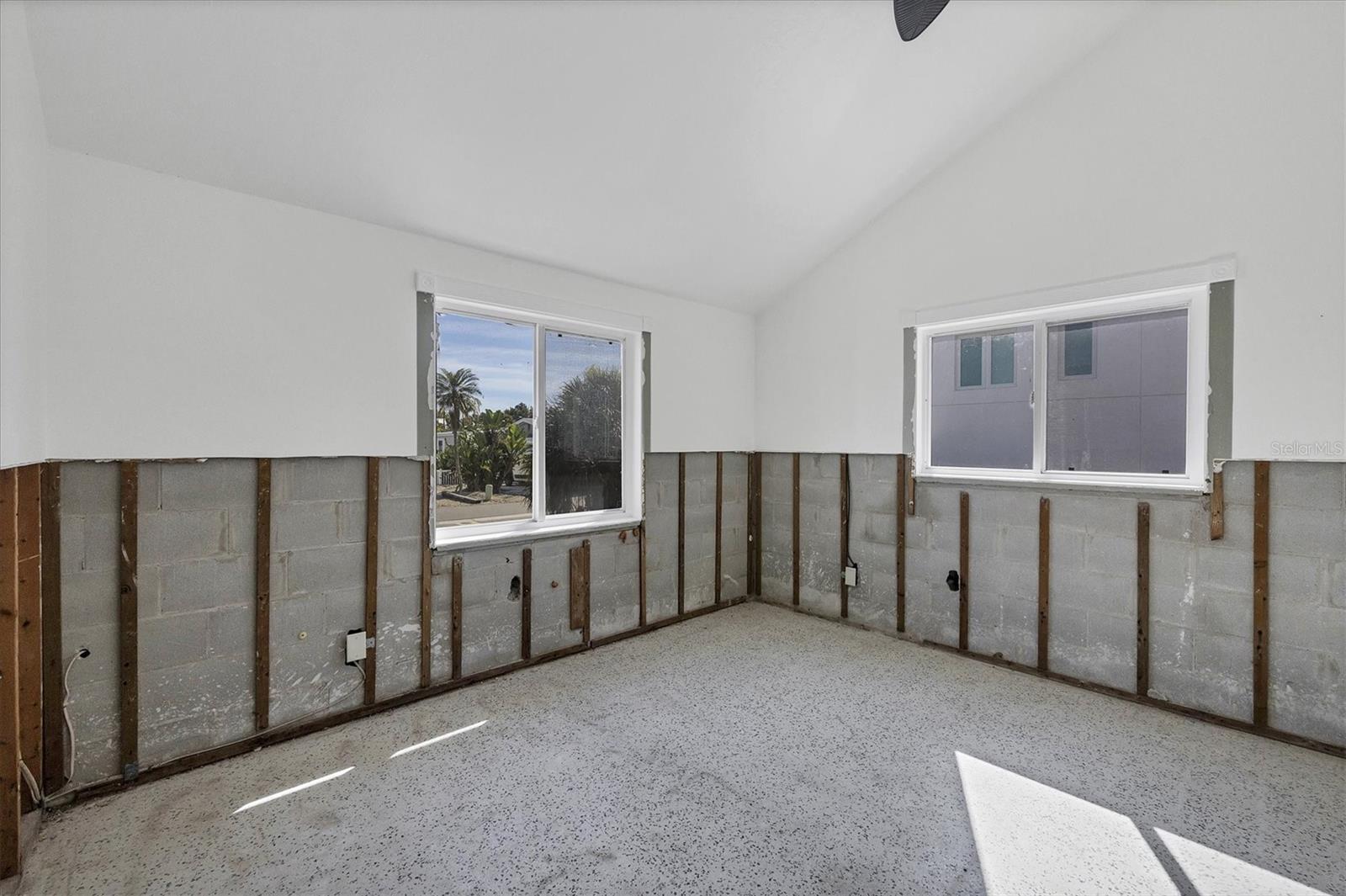 LONGBOAT KEY - Residential