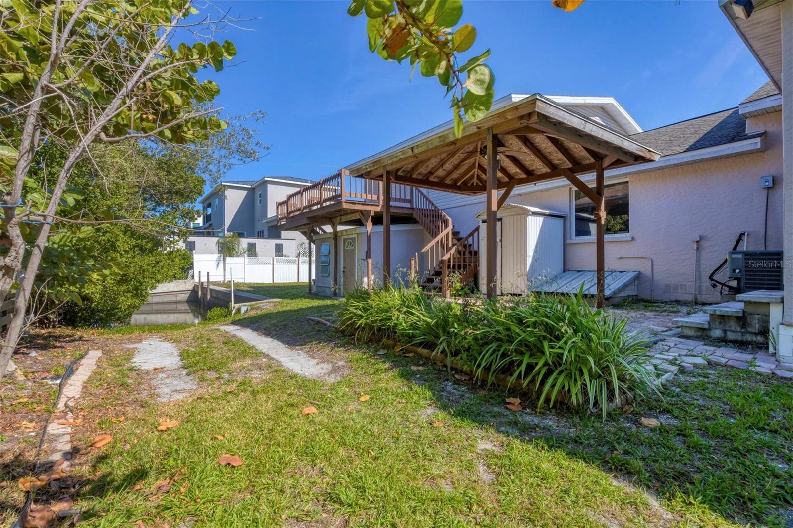 LONGBOAT KEY - Residential