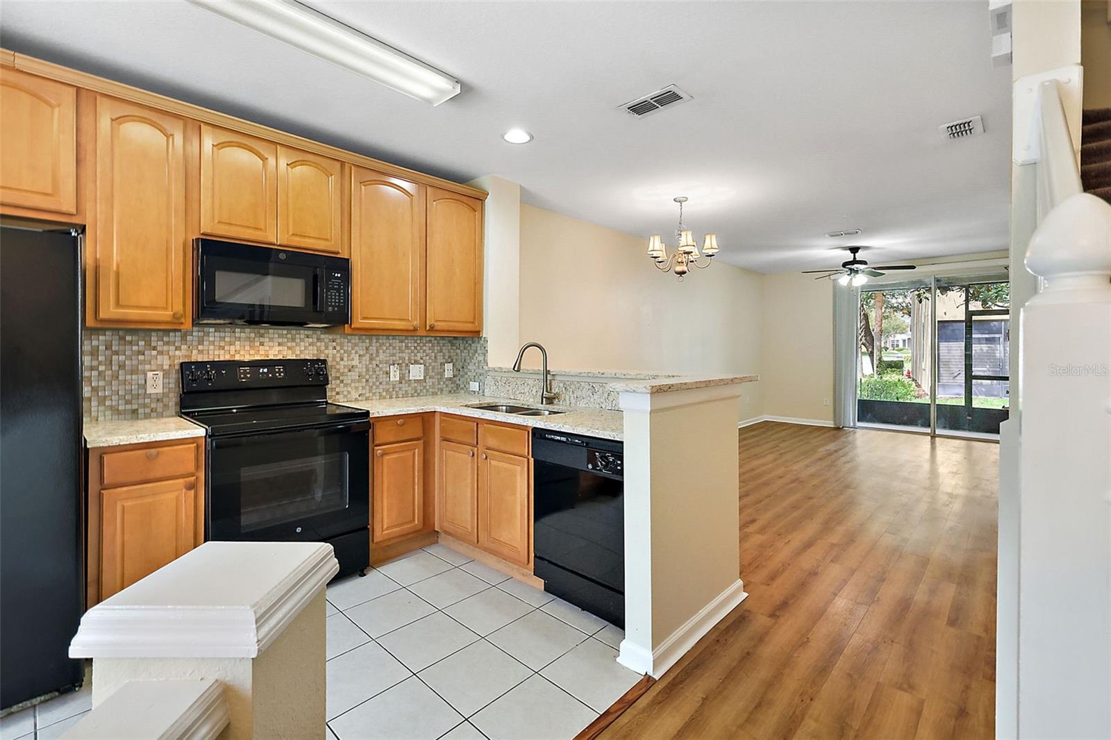 REGENCY OAKS UNIT ONE - Residential