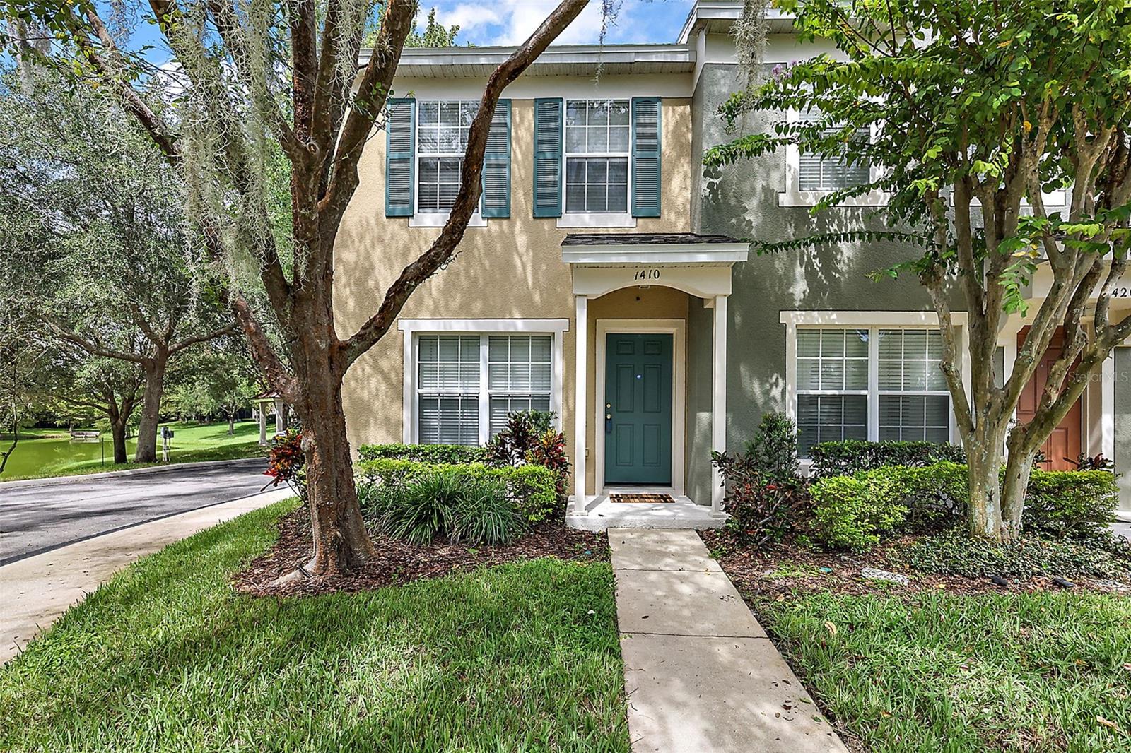 REGENCY OAKS UNIT ONE - Residential