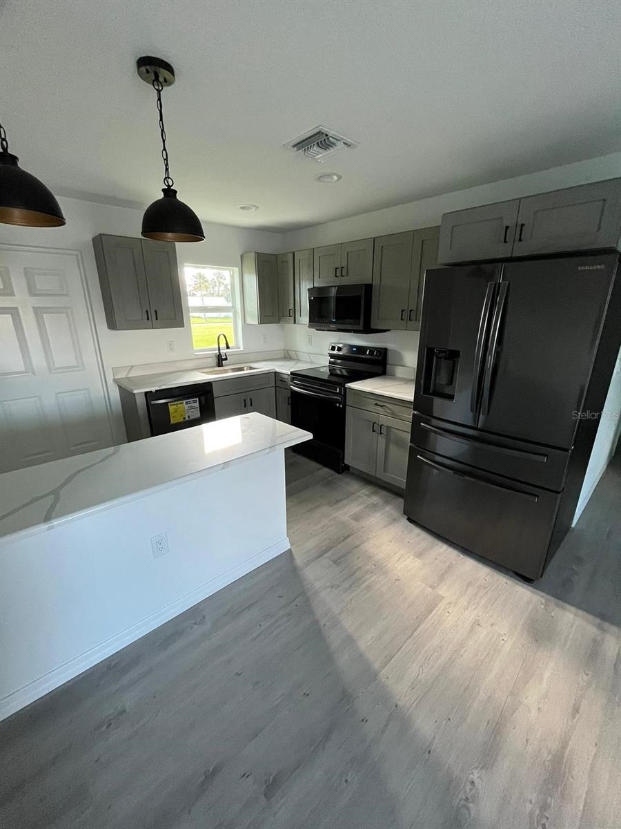 KINGS BAY - Residential