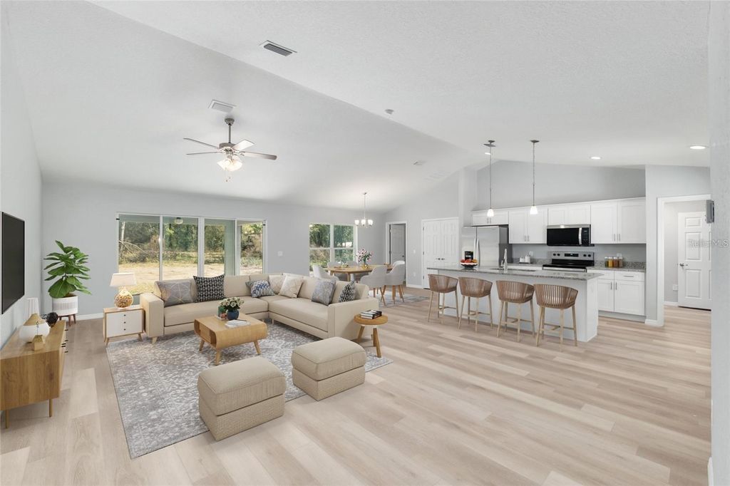 Photo of 6100 SW 206 Avenue, Dunnellon, FL 34431 (MLS # A4686433)