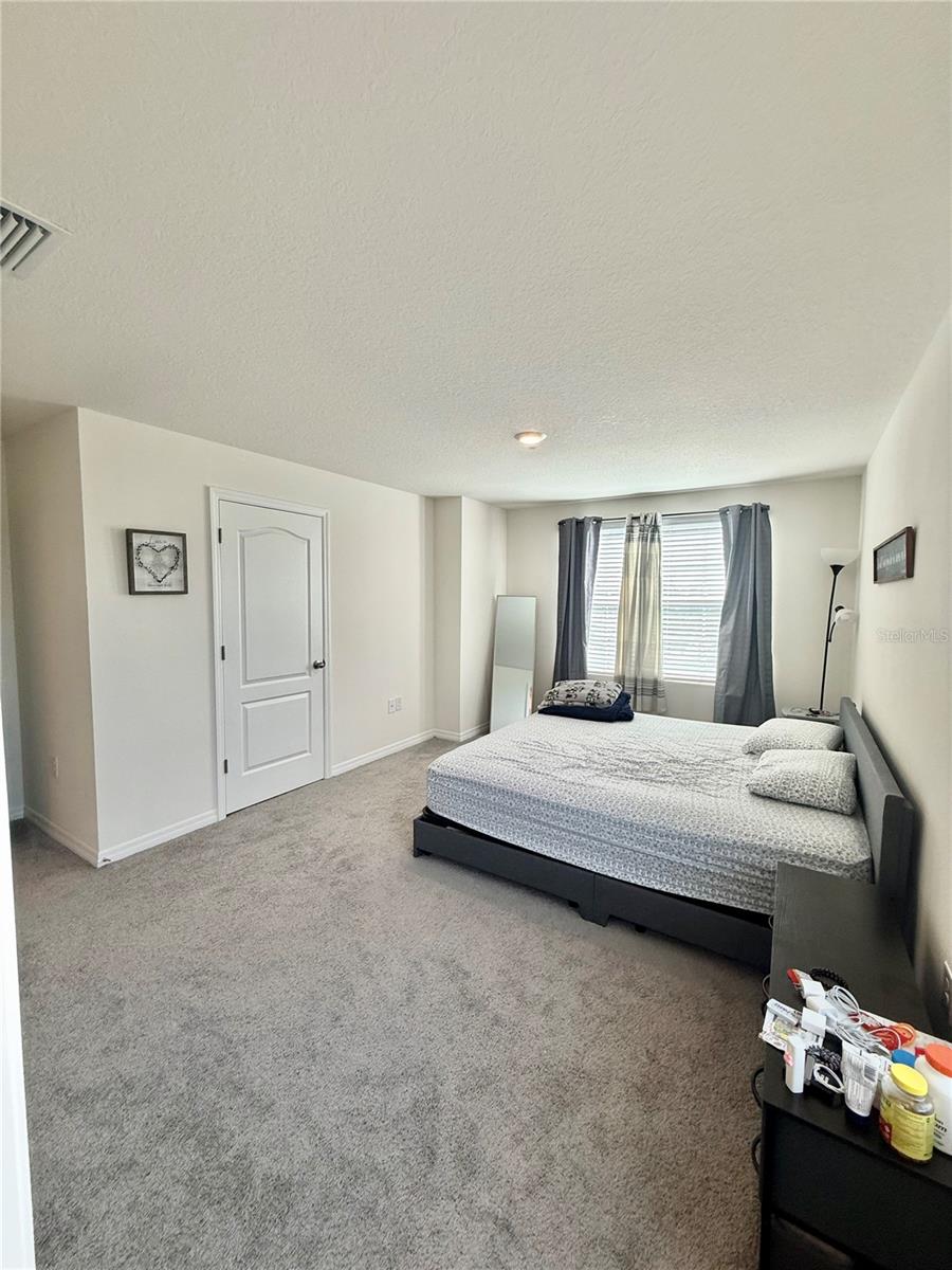 HARMONY WEST TWNHMS - Residential Lease