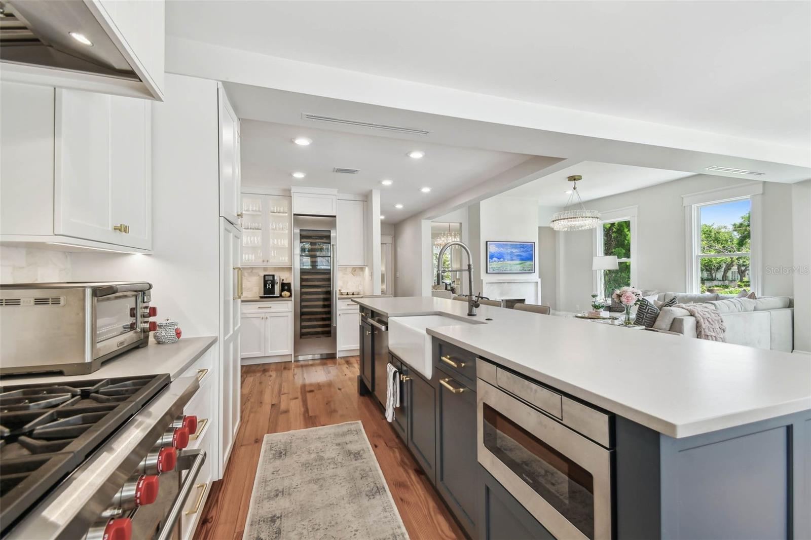 BAYSHORE PLACE - Residential
