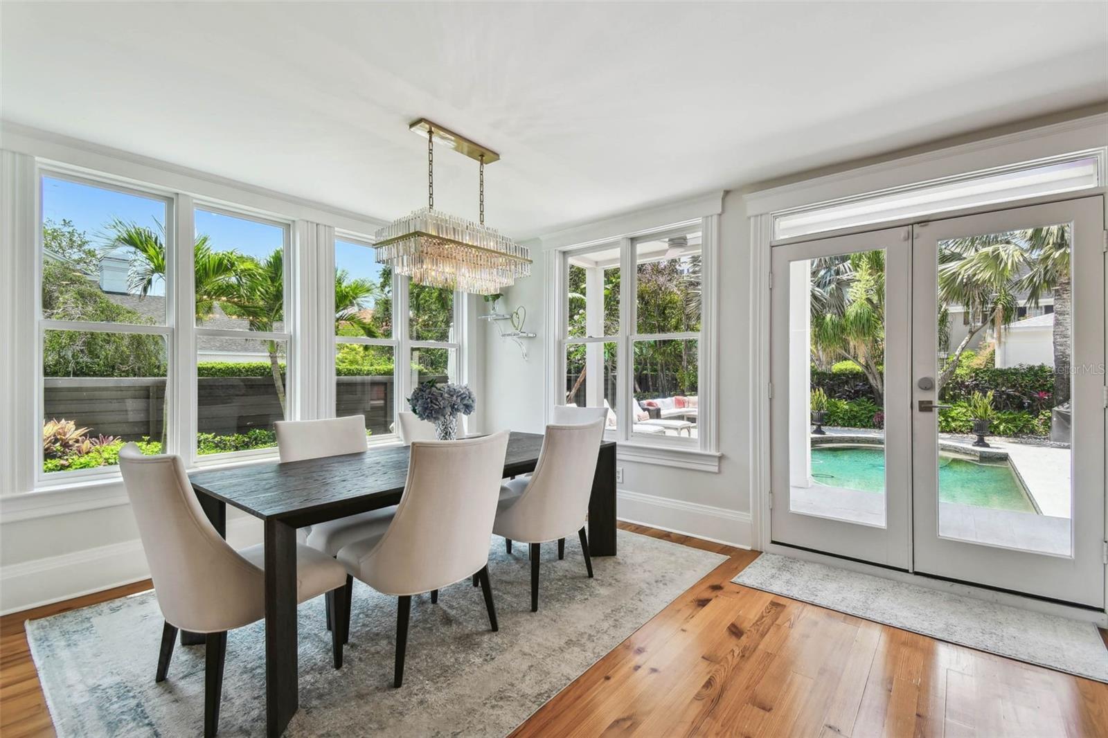 BAYSHORE PLACE - Residential