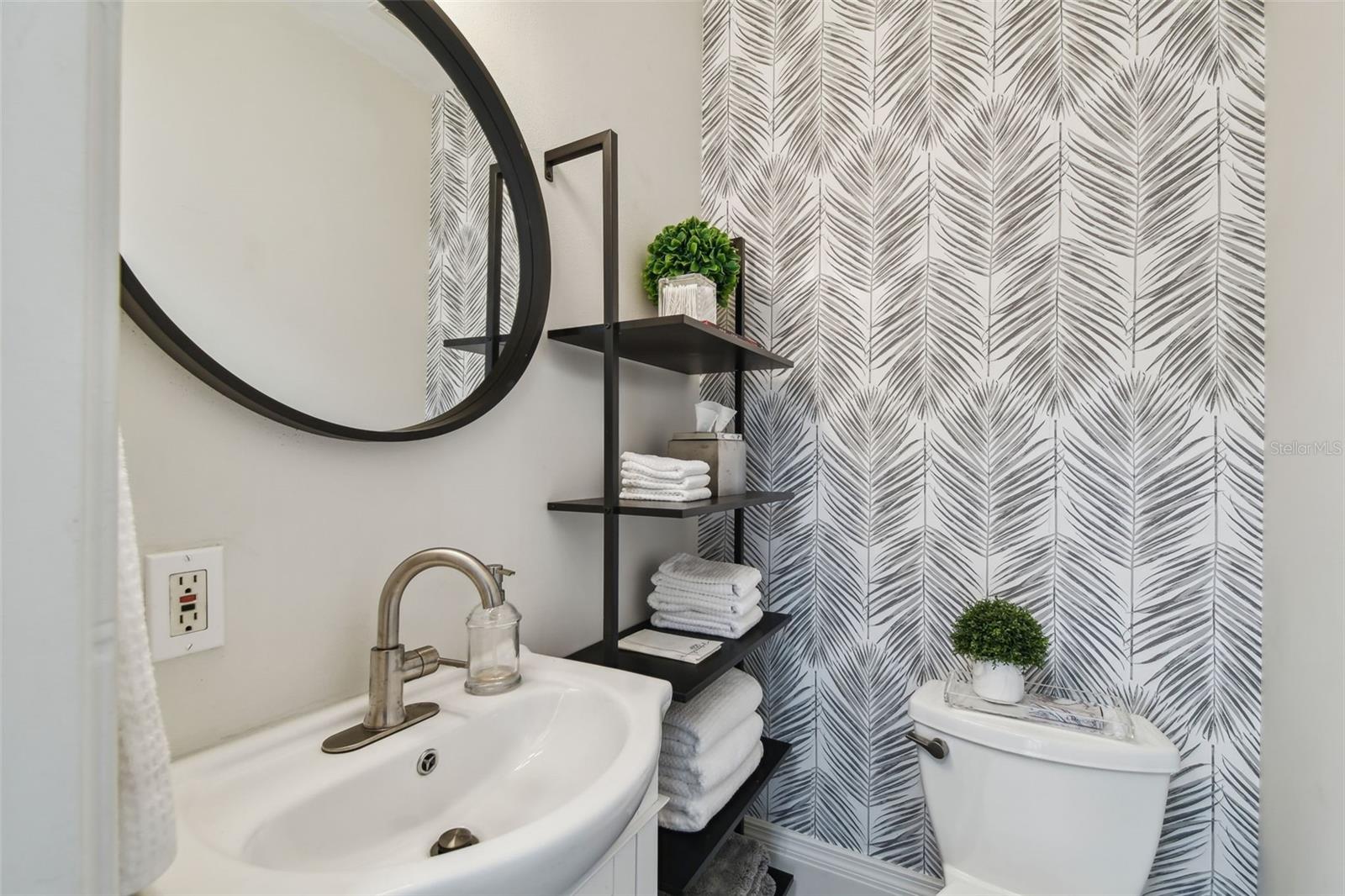 BAYSHORE PLACE - Residential
