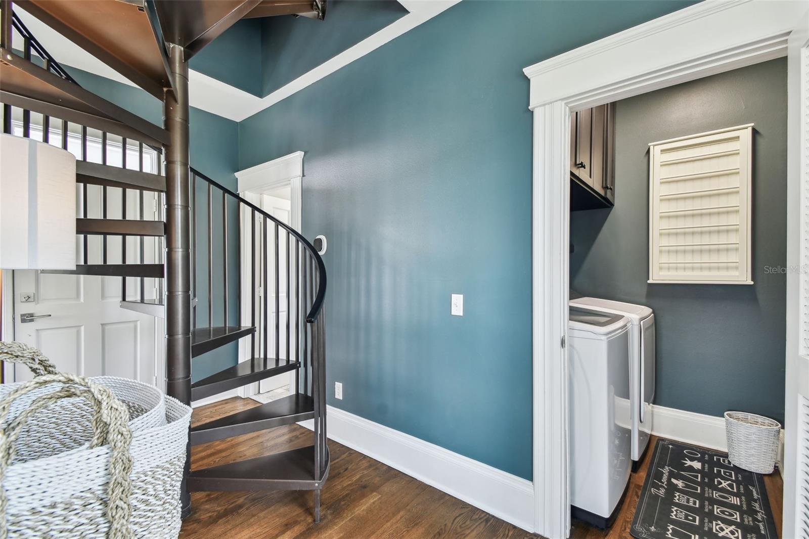 BAYSHORE PLACE - Residential