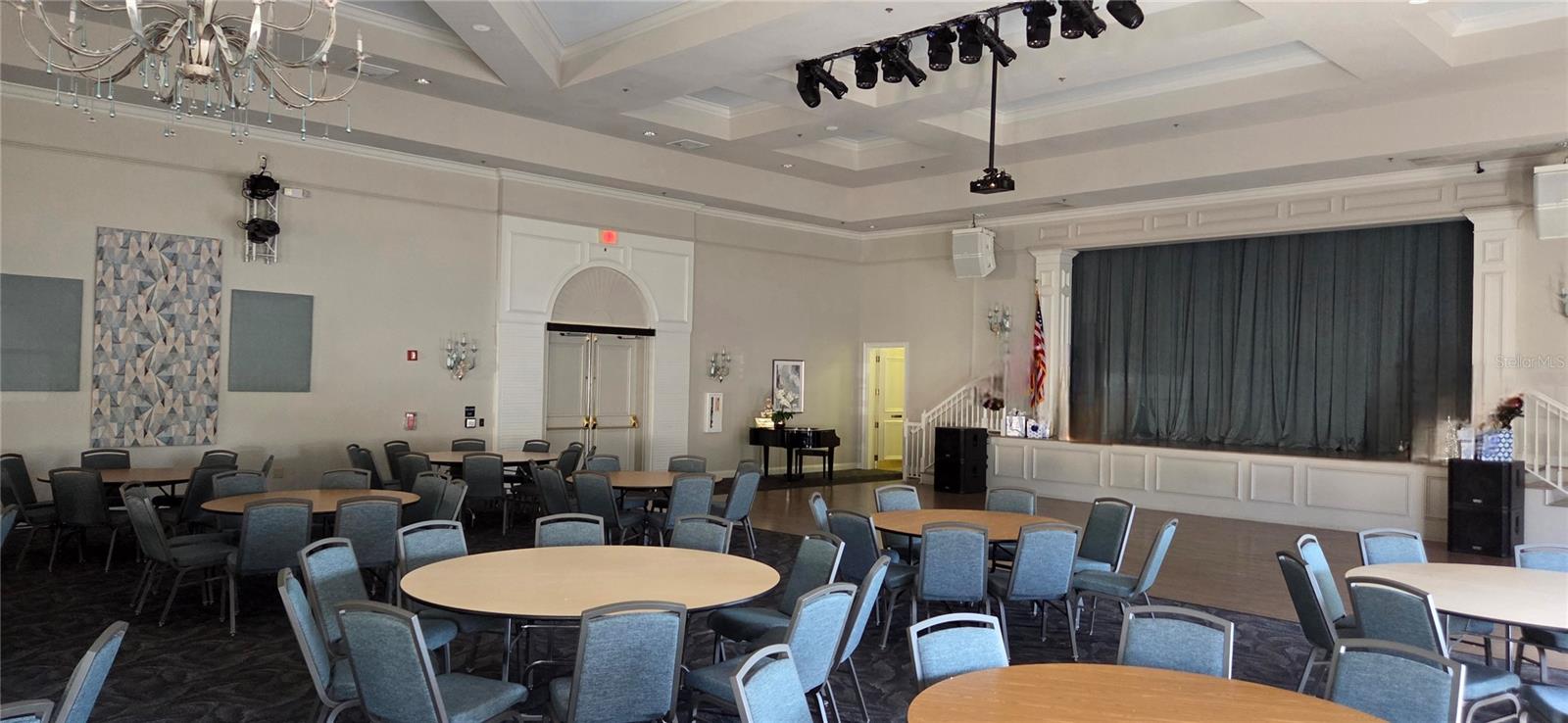 CLERMONT SUMMIT GREENS PH 02D LT 01 BEING - Residential