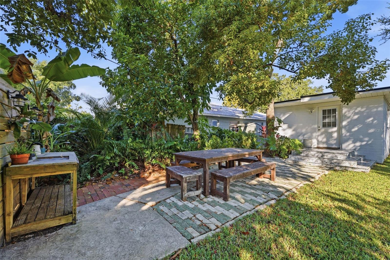 SEVILLE PARK - Residential