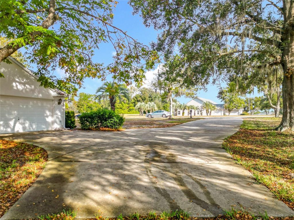 Photo of 1302 E Hartford Street E, Hernando, FL 34442 (MLS # G5104990)