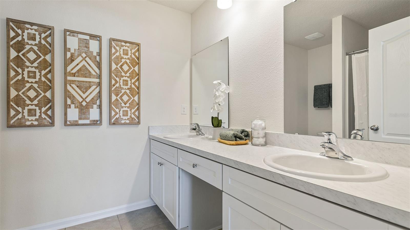 BRIDGEWATER - Residential