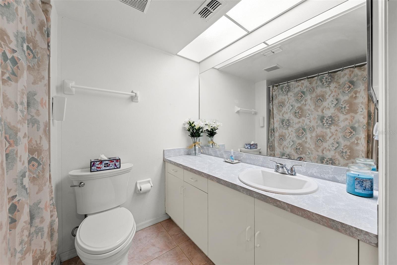 HARBOR GREENS AT YACHT CLUB ESTATES - Residential