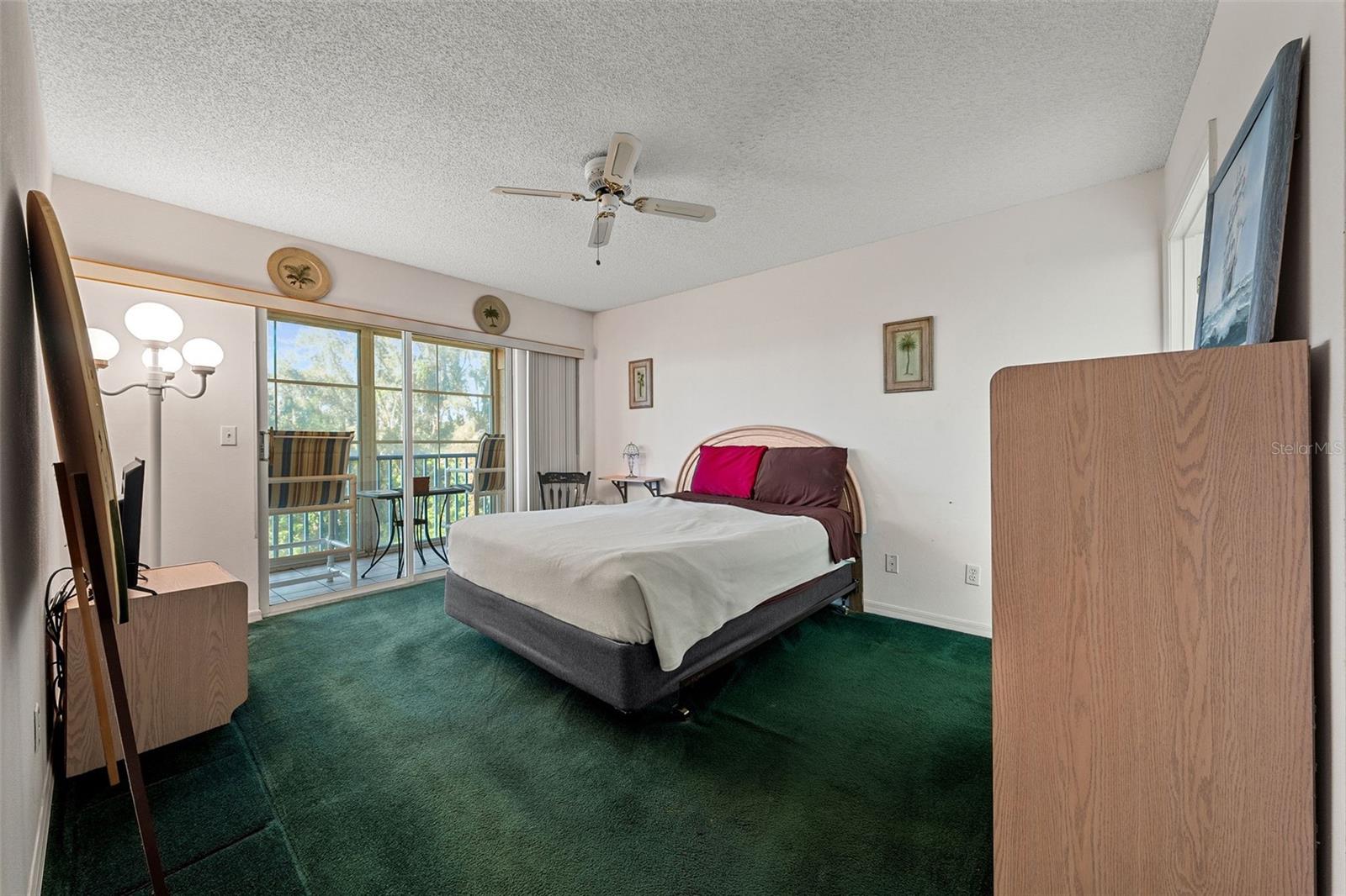 HARBOR GREENS AT YACHT CLUB ESTATES - Residential