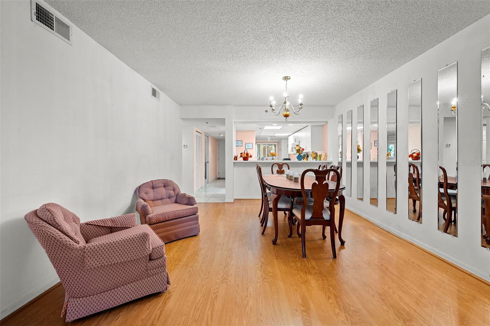 HARBOR GREENS AT YACHT CLUB ESTATES - Residential