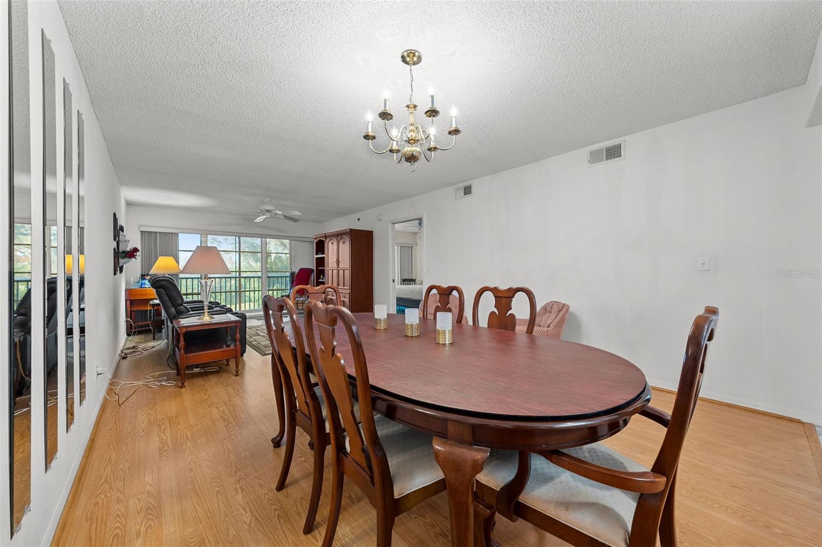 HARBOR GREENS AT YACHT CLUB ESTATES - Residential