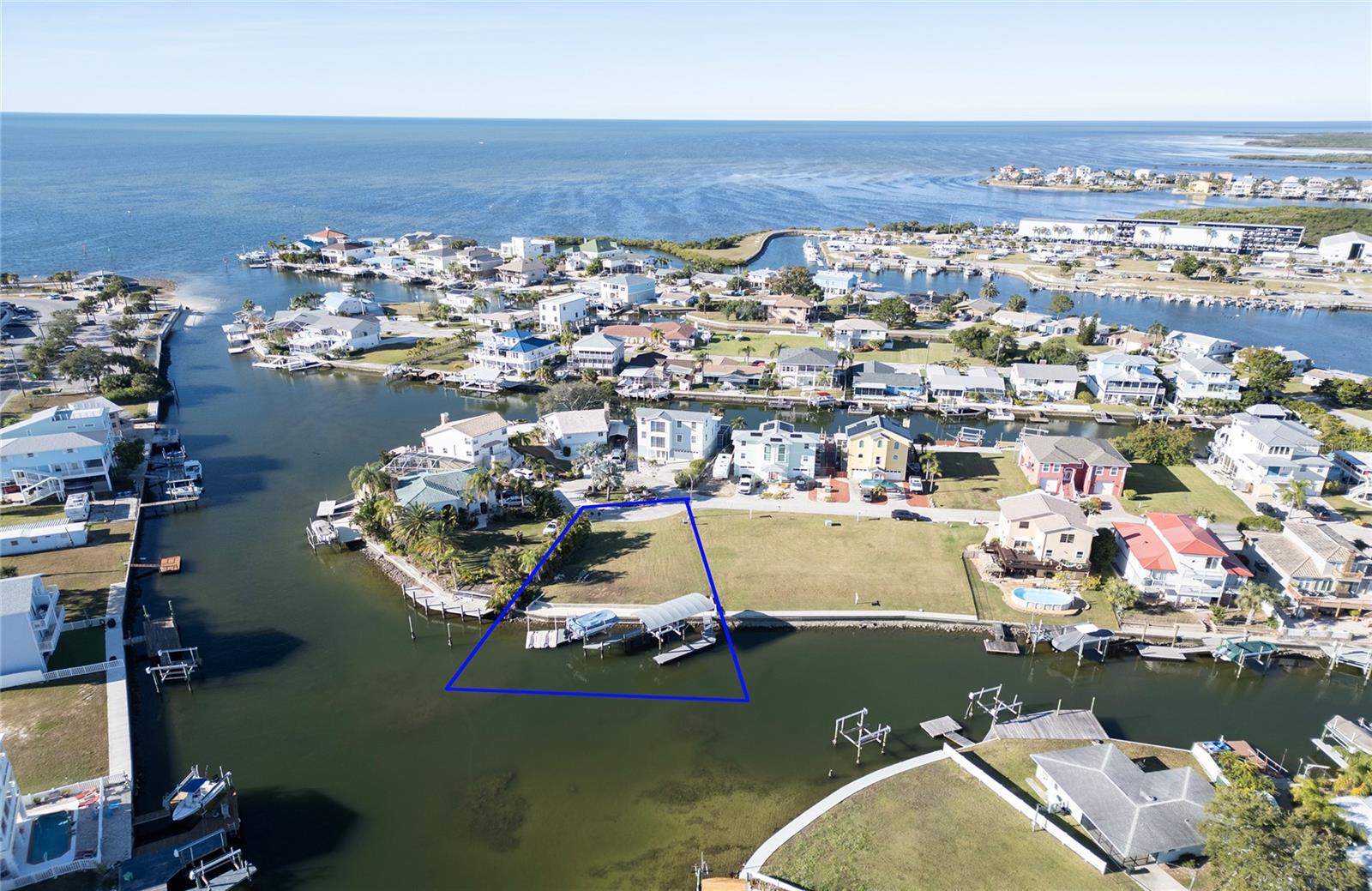 HUDSON BEACH ESTATES - Land