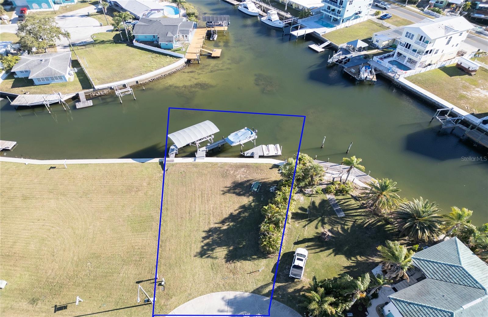 HUDSON BEACH ESTATES - Land