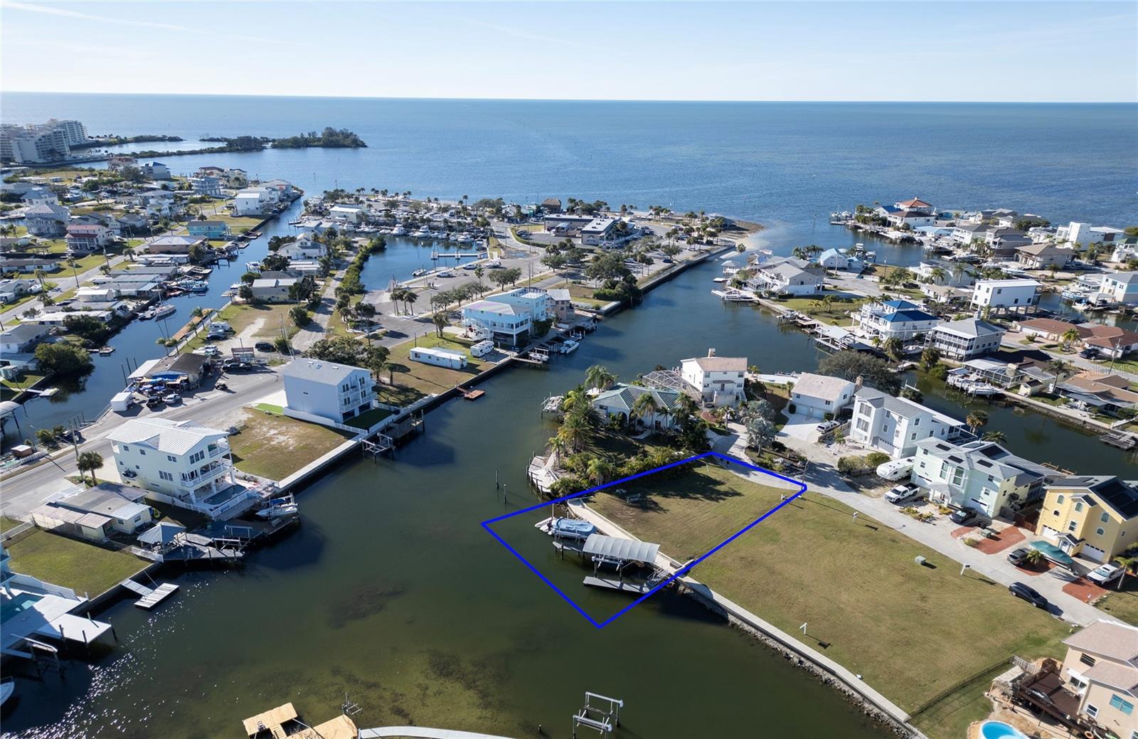 HUDSON BEACH ESTATES - Land