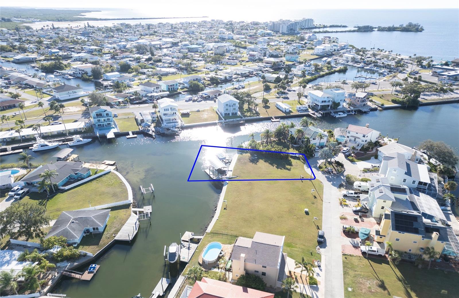 HUDSON BEACH ESTATES - Land