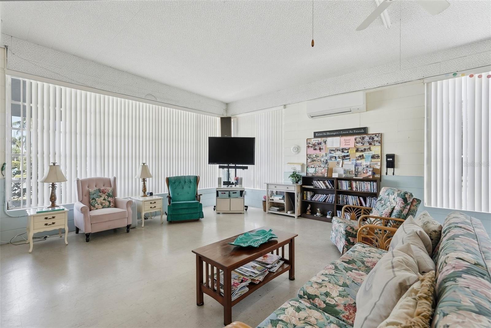 CLEARVIEW OAKS BLDG 16 - Residential