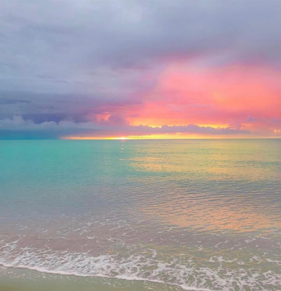 1600 GULF BOULEVARD 817