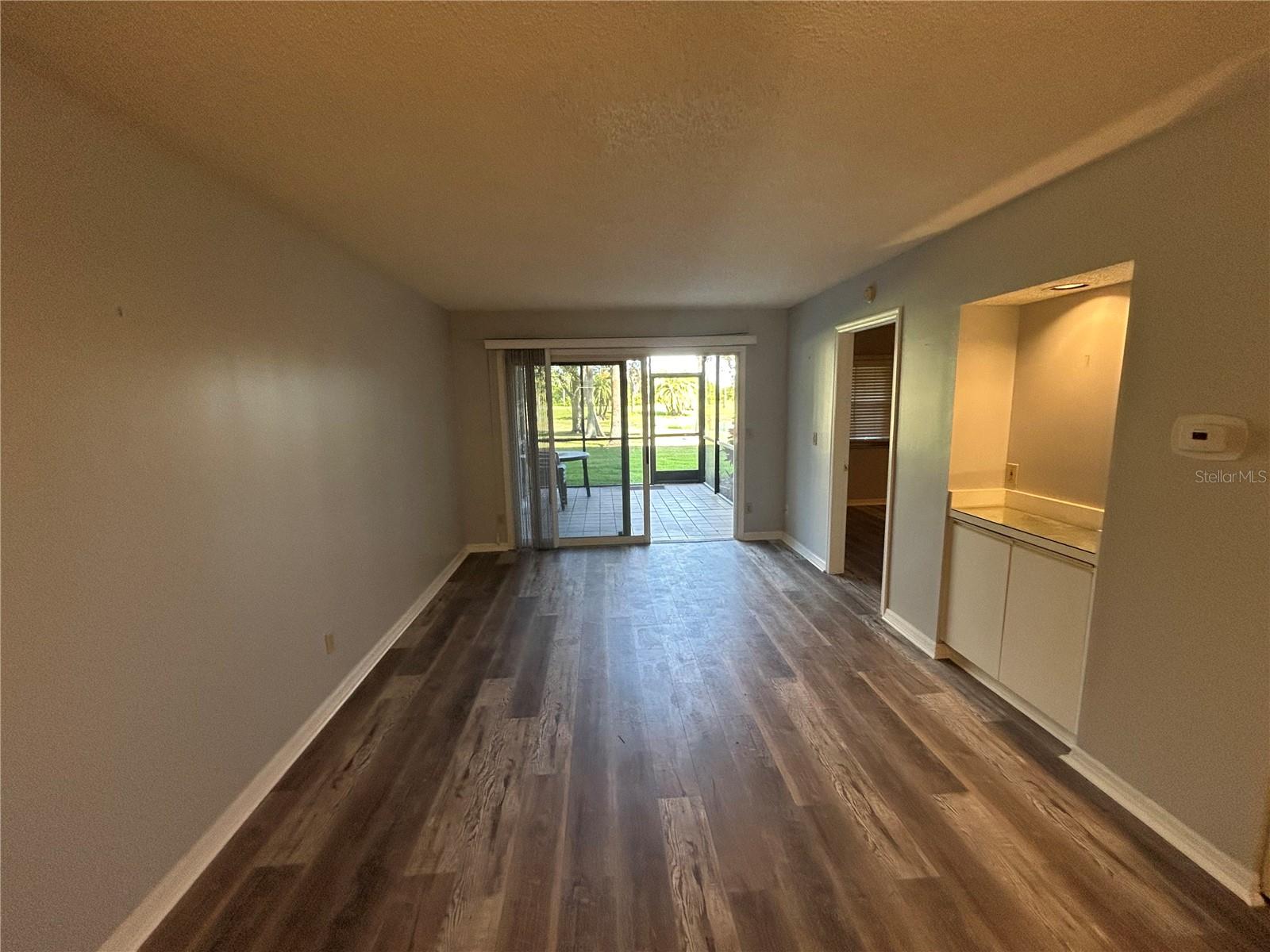 THE TERRA CEIA CLUB - Residential Lease