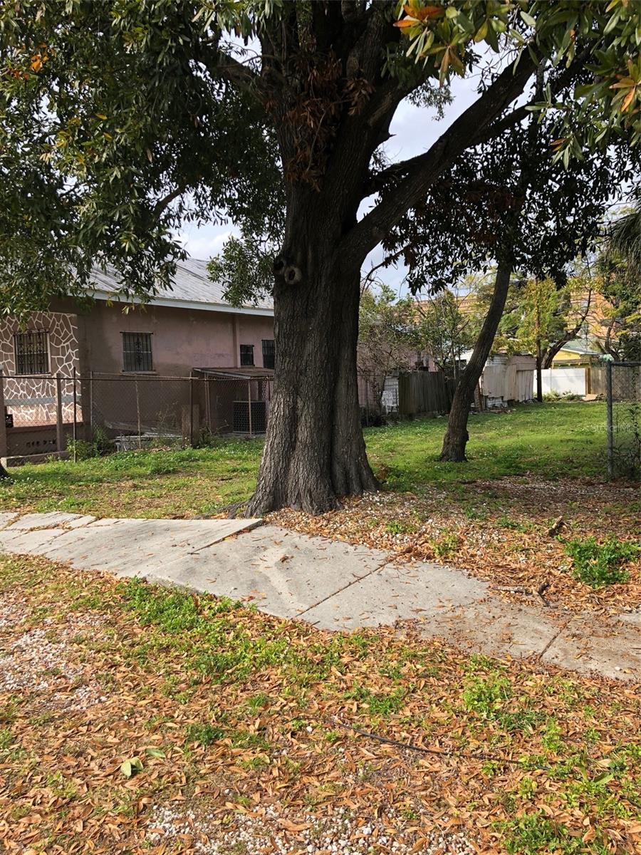 MAC FARLANES REV MAP OF ADD - Land