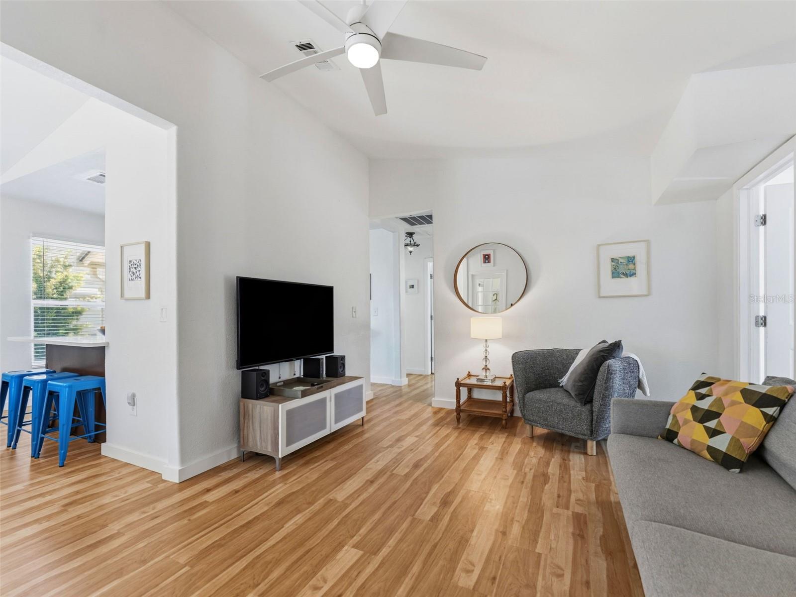 ROUSLYNN - Residential