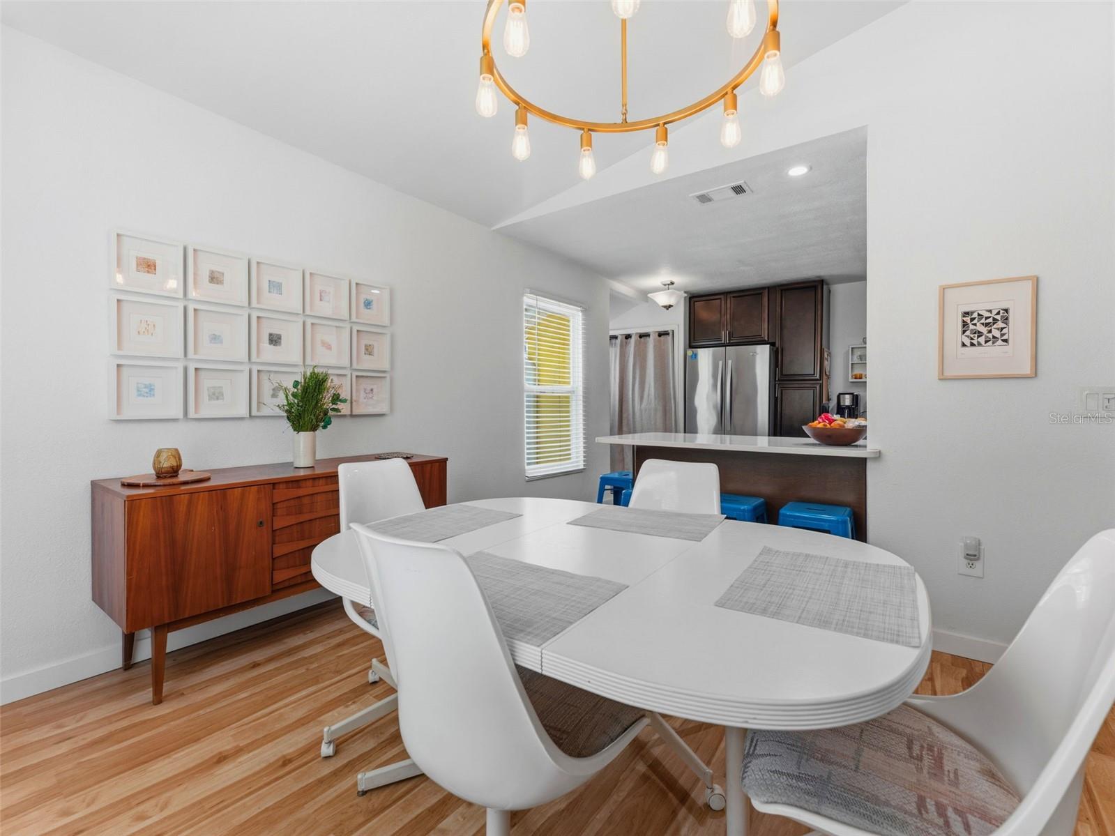 ROUSLYNN - Residential