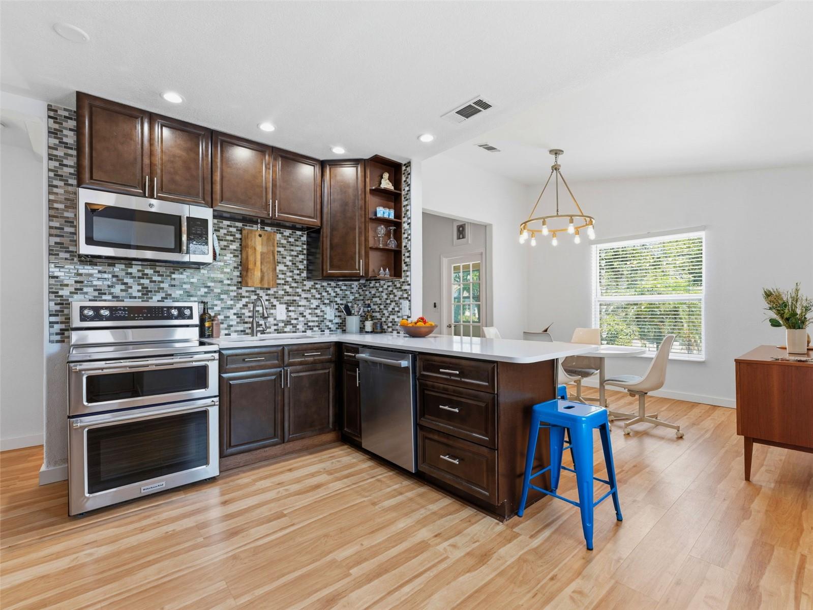 ROUSLYNN - Residential