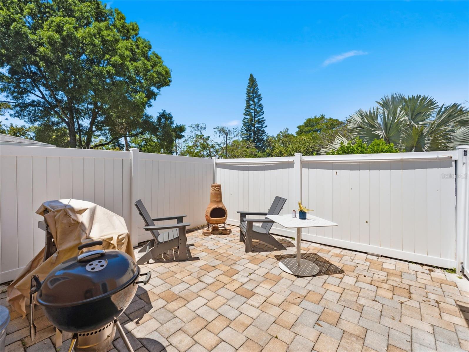 ROUSLYNN - Residential