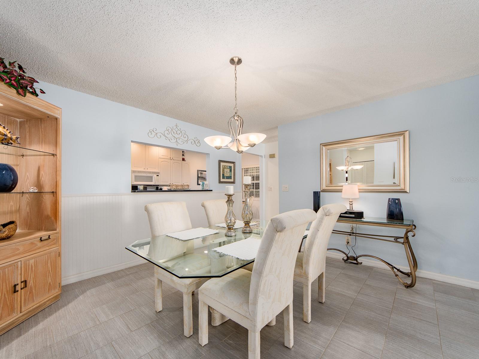 SERENO DEL SOL CONDO - Residential Lease