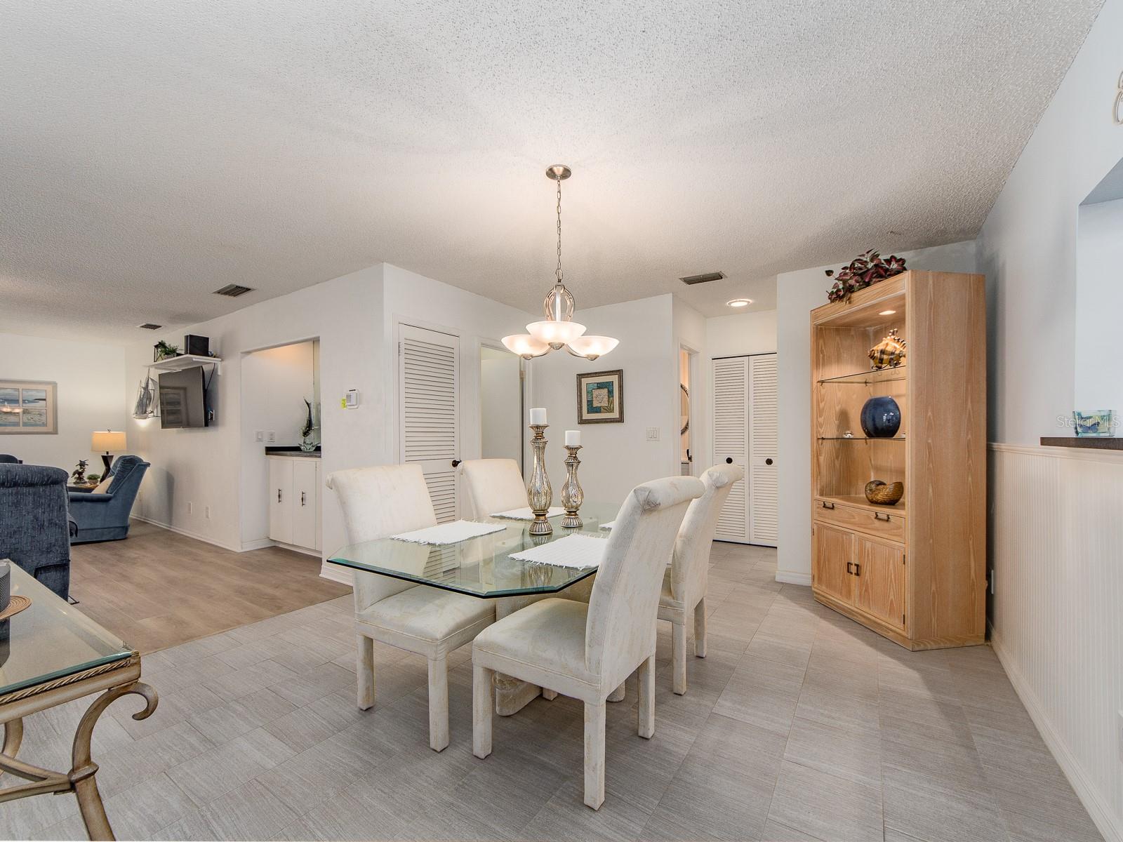 SERENO DEL SOL CONDO - Residential Lease