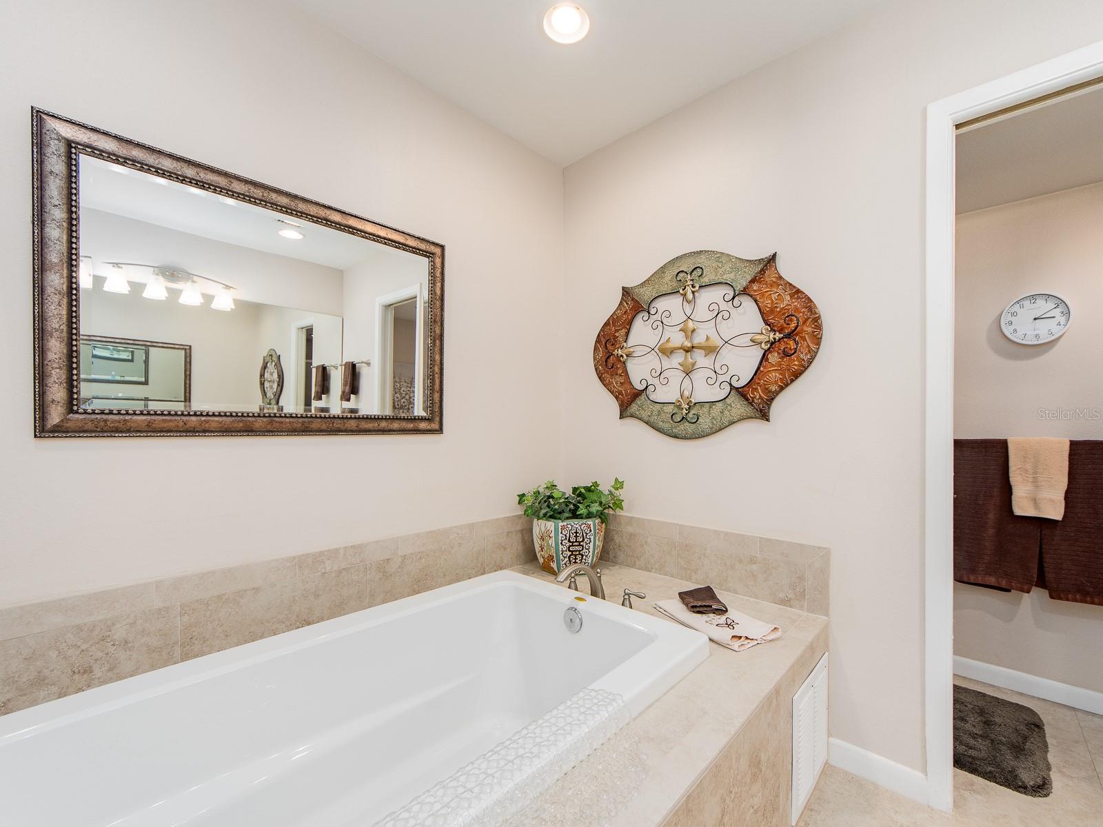 SERENO DEL SOL CONDO - Residential Lease