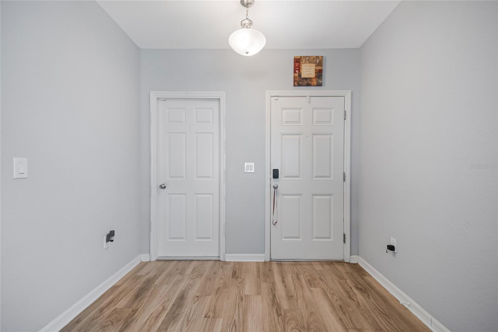 MONTICELLI/TOWER LAKE - Residential