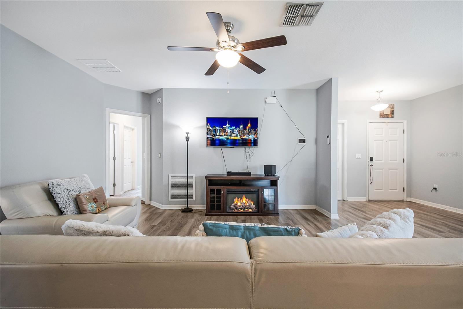 MONTICELLI/TOWER LAKE - Residential