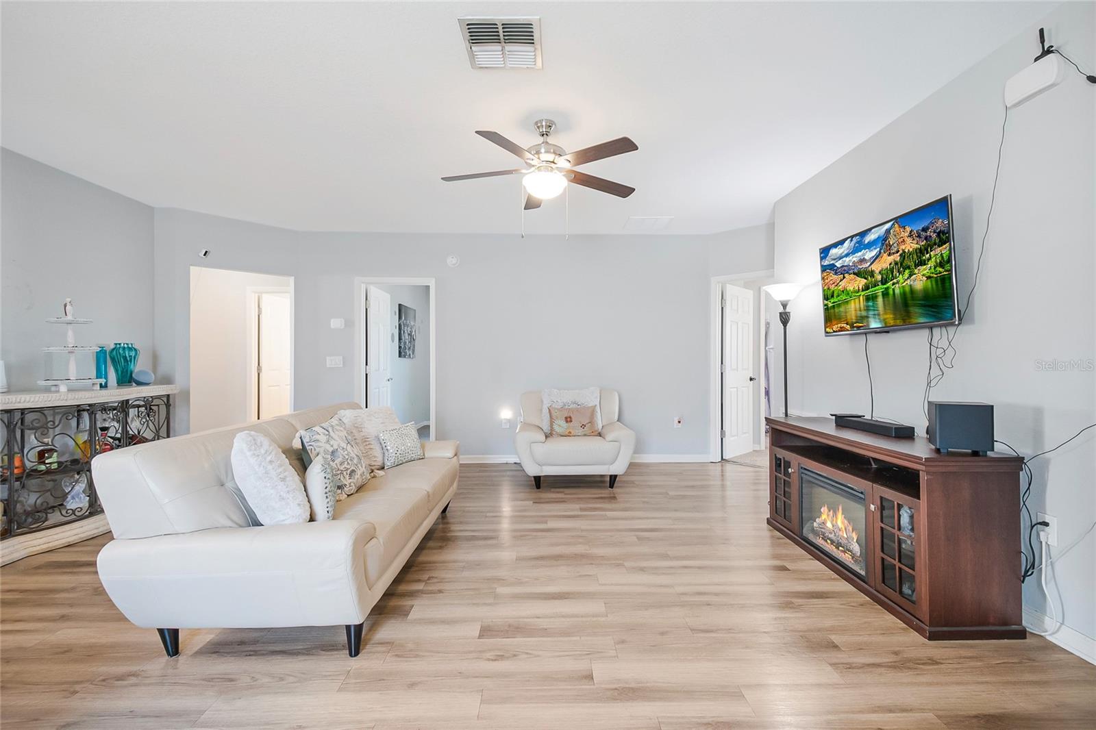 MONTICELLI/TOWER LAKE - Residential