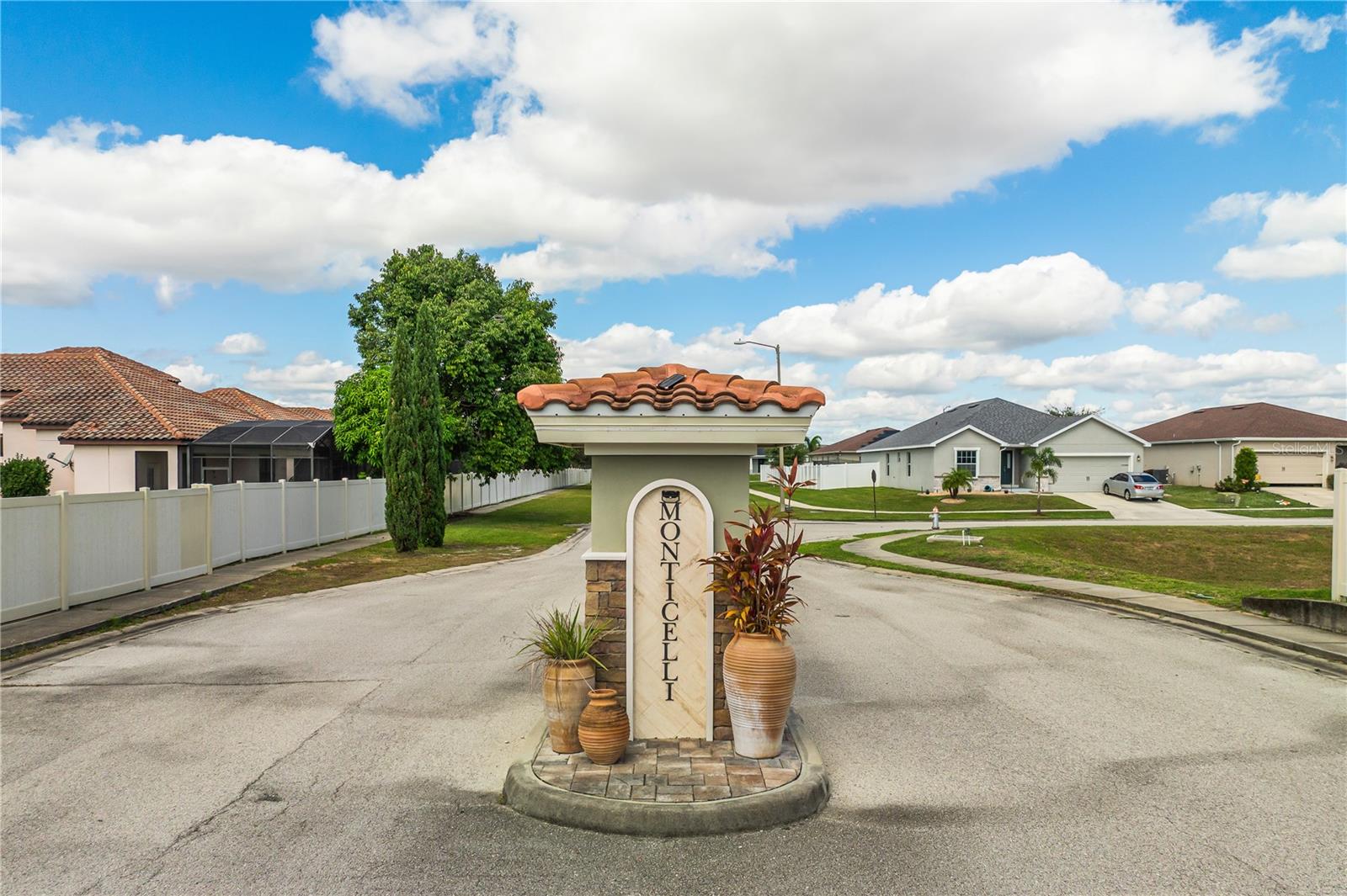 MONTICELLI/TOWER LAKE - Residential