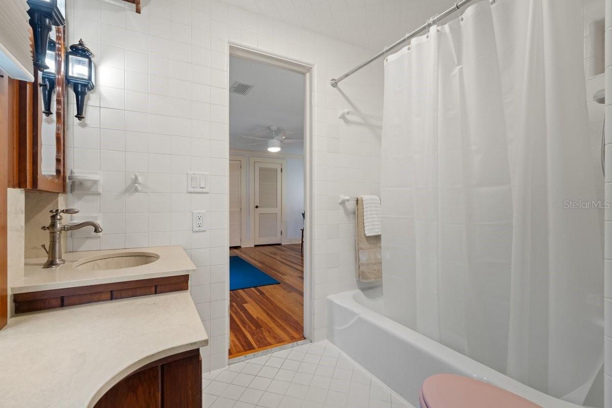 BELLEWOOD - Residential
